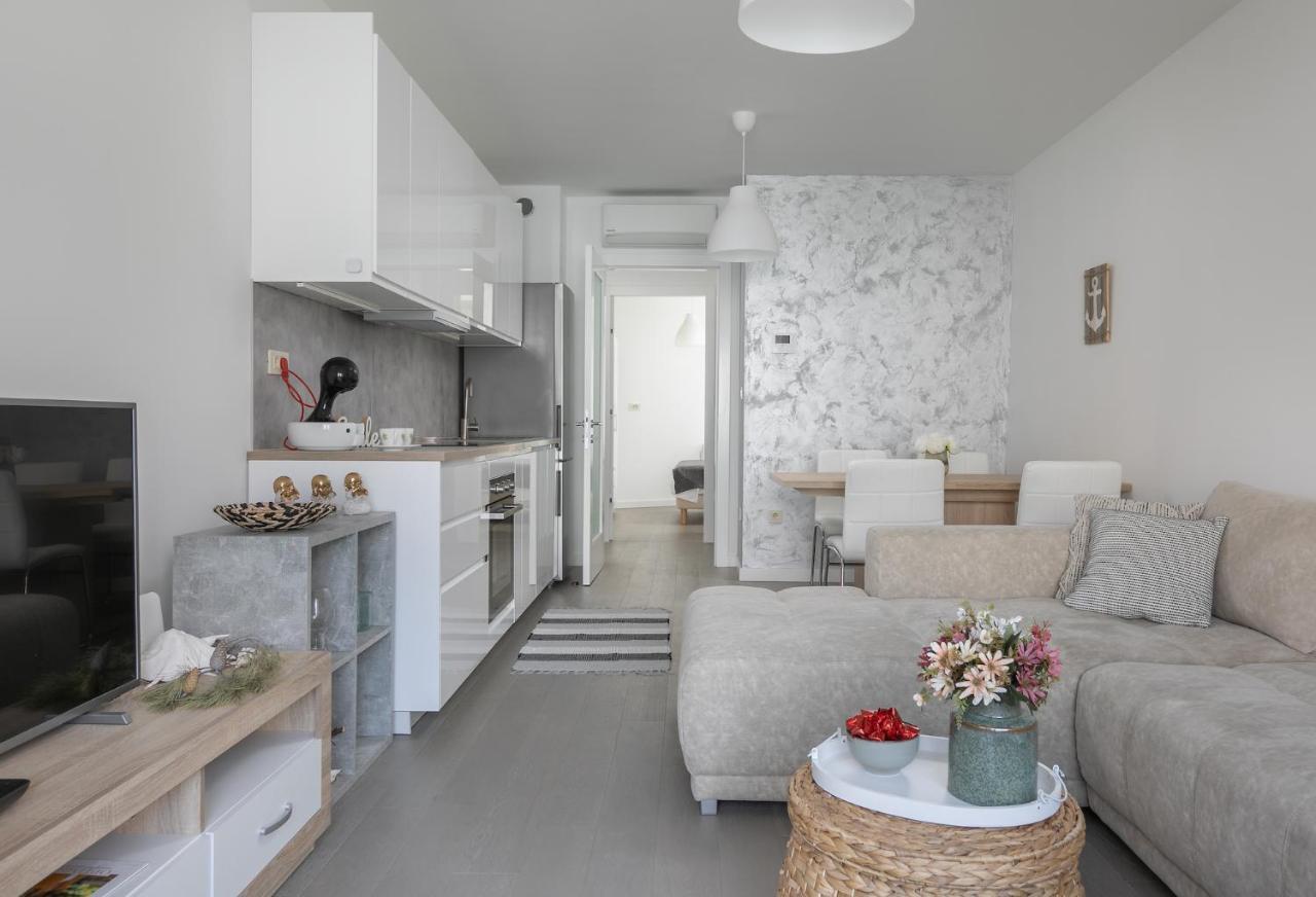 Silver Sea Apartment ماكارسكا المظهر الخارجي الصورة