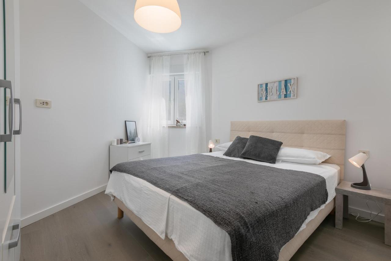 Silver Sea Apartment ماكارسكا المظهر الخارجي الصورة